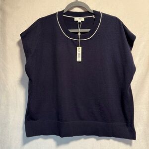 Max Studio Navy Top with White Accents
